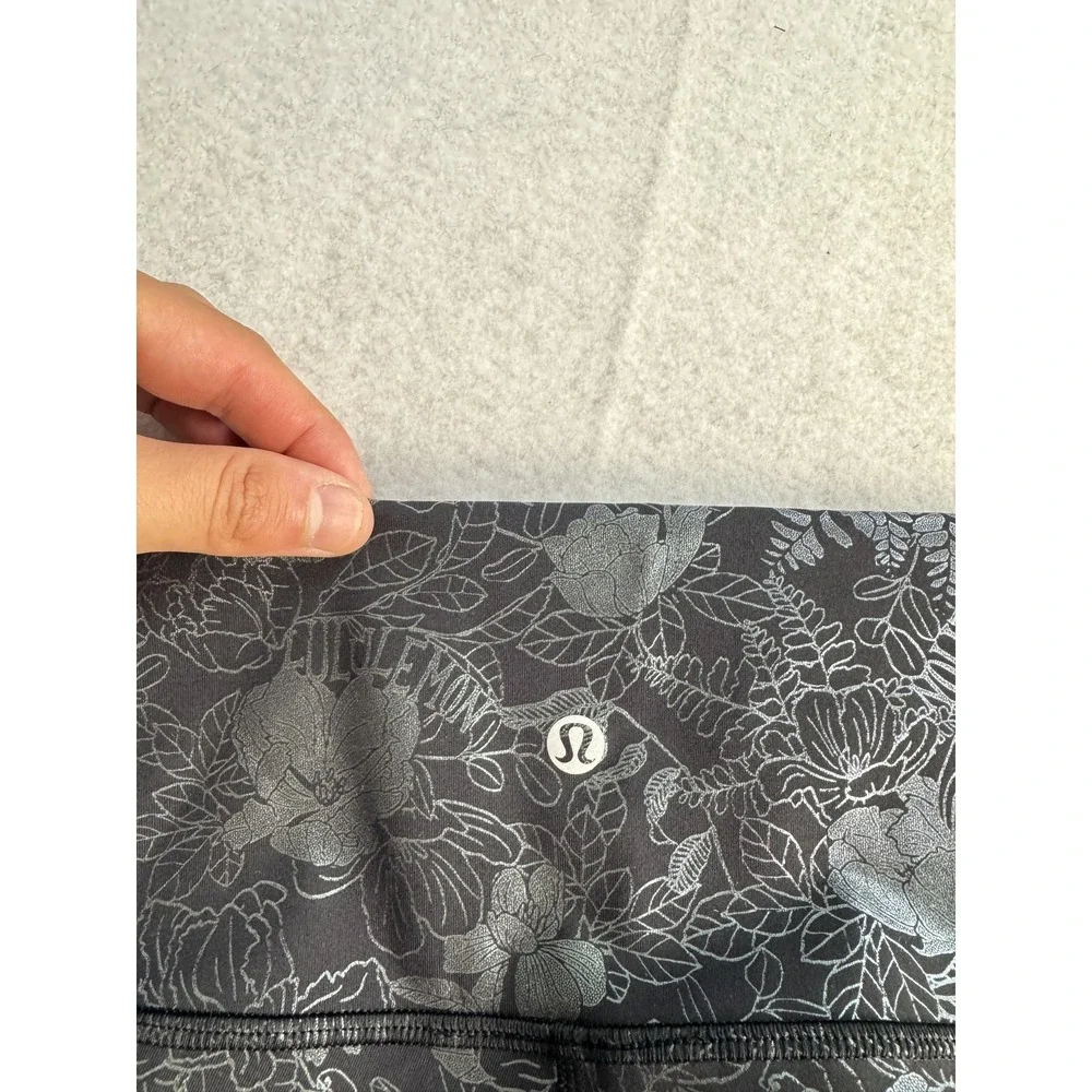 Lululemon Wunder Under High Rise Logo Flourish‎ Iridescent Leggings Women's 4